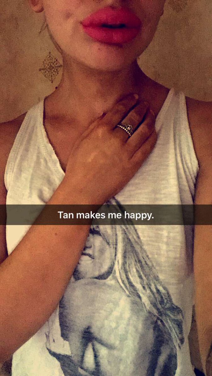 Jasmine (@jasminneyxx) on Twitter photo 