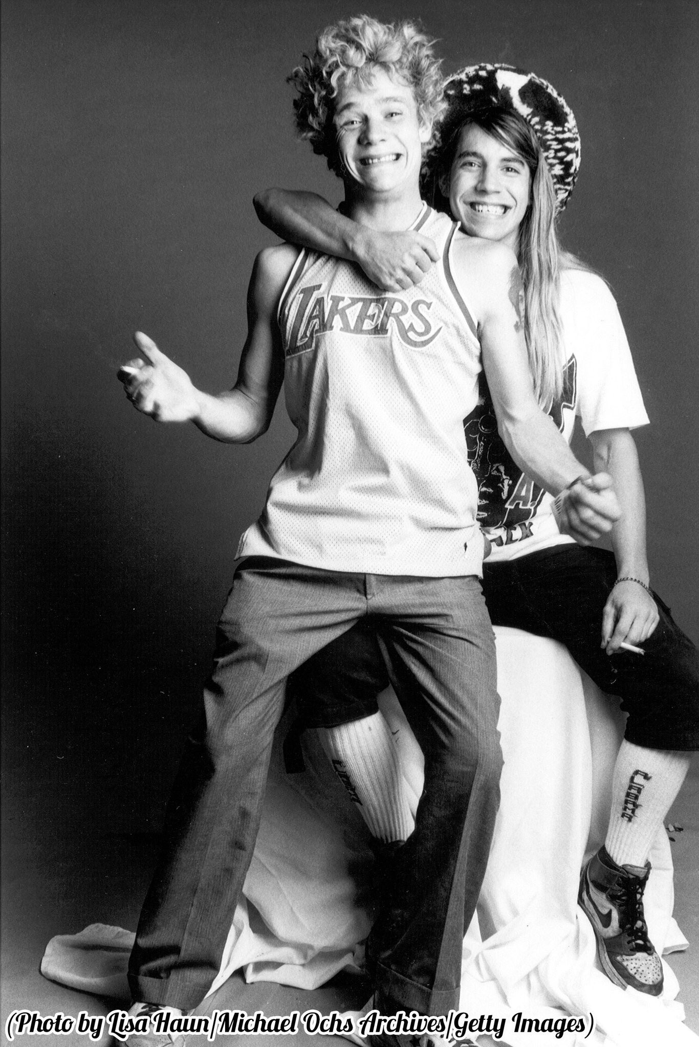 Twan Rijpers A Young Anthony Kiedis And Flea Of The Red Hot Chili Peppers 1986 Via Historyinpics T Co 3aevieq6ne Twitter