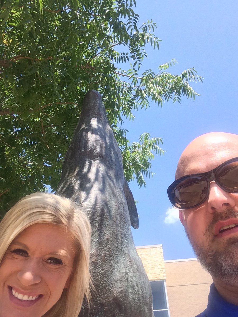 MrsBartelWHS's tweet photo. #WHSPokemonGo #whsfam #roopride Coyote statue pokestoke https://t.co/wtrFxIURts