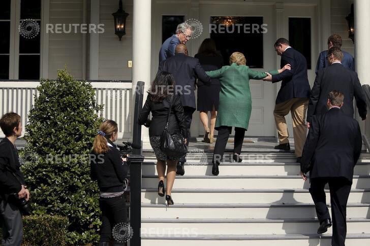 IamCharityZ's tweet photo. Did you hear/see her loose her place? She's sick. MSM hiding it!
#HillaryHealth #HillarysHealth #HRCHealth https://t.co/fQSUBSMttC