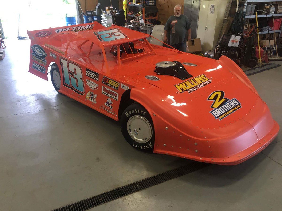 2BM13's tweet photo. We got a new toy! 🙌🏁🔥😍 https://t.co/OyuKYoMiMK