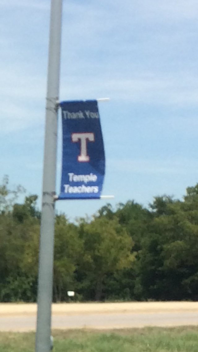 YourDigitalLBR's tweet image. Love when my district does this!!! Thanks for the love!!! #templeisd #lamarrocks #librariescount #lovemyjob