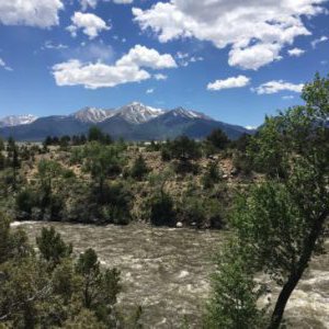 Findingmybeta's tweet photo. Destination: Buena Vista, Colorado #BuenaVista #Salida #Colorado #roadtrip #travelblog

https://t.co/SI1ASoVU6Z https://t.co/7uuaMEp649