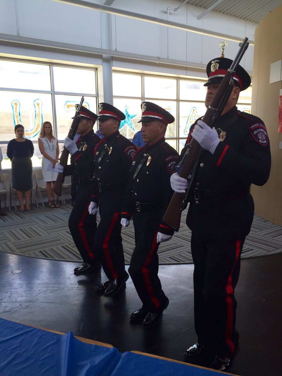 CityofMcAllen's tweet photo. #McAllen PD hosting great ceremony for their junior police academy graduation @BGCMCALLEN. #FutureOfficers #PDgrads https://t.co/KdQaPVTMF6