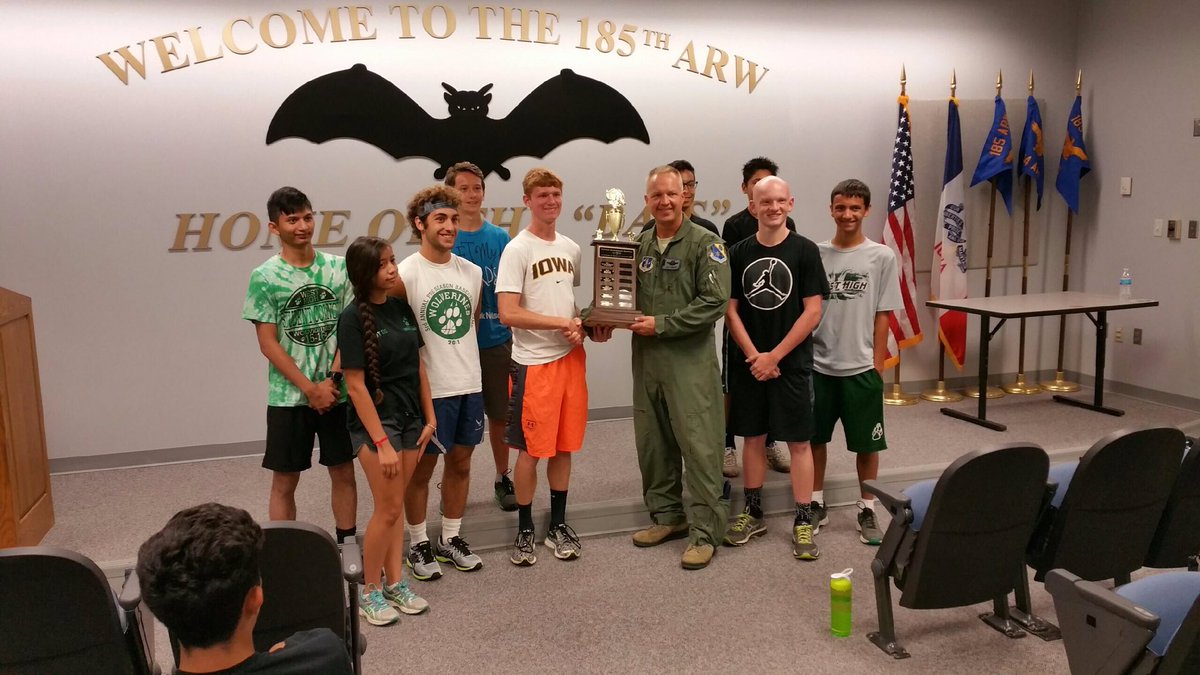 WHS__XC's tweet photo. Today's airmen challenge at the 185th Air National Guard was completed by your Cross team! #everyonefinished https://t.co/7pm7KPtJZx