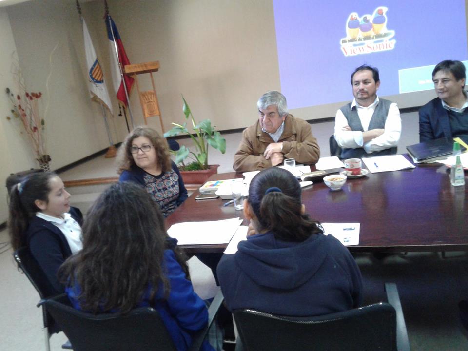 SenameCoquimbo's tweet photo. Consejo Consultivo de #Canela expuso frente al edil Bernardo Leyton y Concejo Municipal sus actividades realizadas https://t.co/mHL6GyUZTf