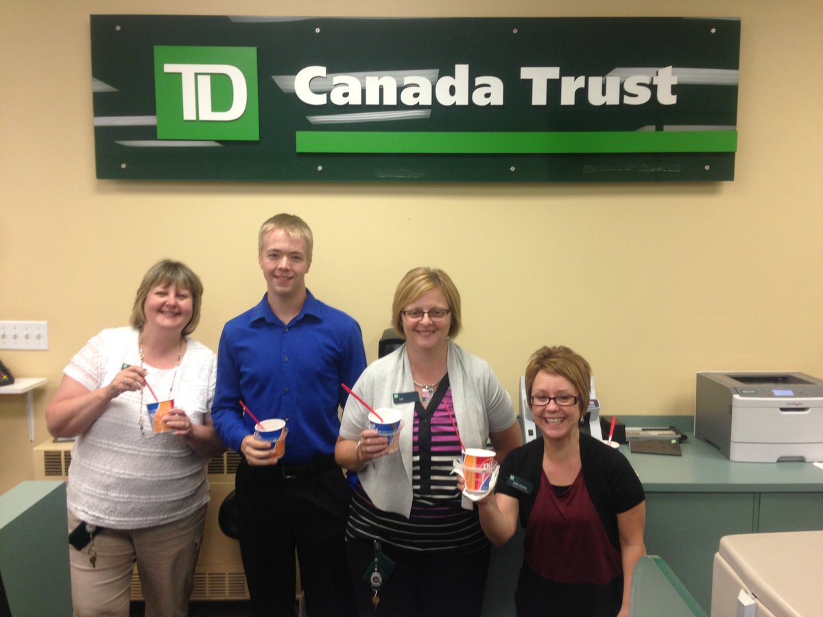RoxayyRolla13's tweet photo. TD Deliciously Supporting DQ's Miracle Treat Day!! Everyone Get Out There&amp;Support Those Miracles #MiracleTreatDay https://t.co/q9S67GZkJa