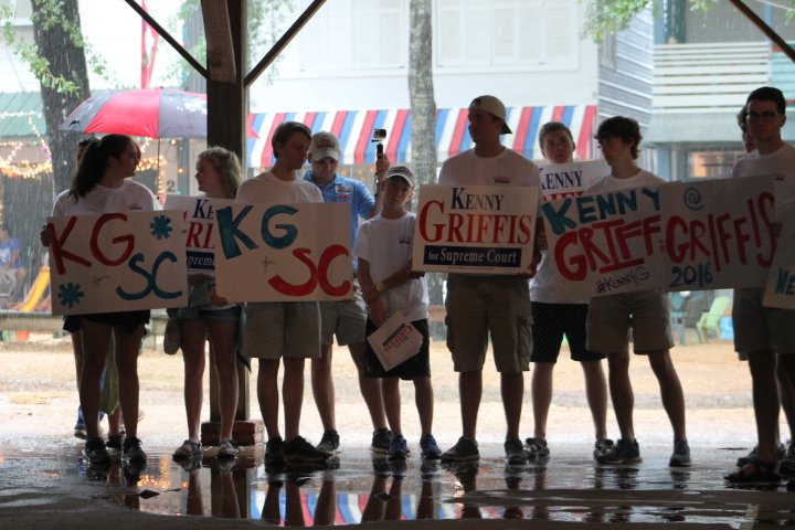 BrianPerry42's tweet photo. Court candidates court Neshoba @Griffis2016 @kitchforjustice #JackWilson @DowYoder #EdHannan https://t.co/kIFZtj5iYY https://t.co/oYTrHjZL4S