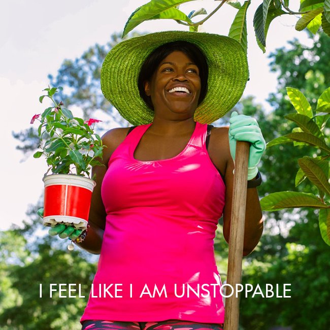 OurSkinny's tweet photo. "You don’t have to be super woman to do this,” Tabitha says. “It’s all about moderation.” https://t.co/vedvRMFVN7 https://t.co/sjVpUCAf41