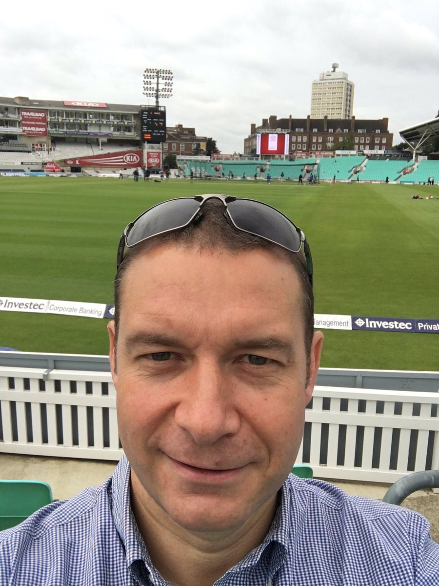 craighart72's tweet image. In your honour @GFoxyFowler my office today was this #oval #lasttest
