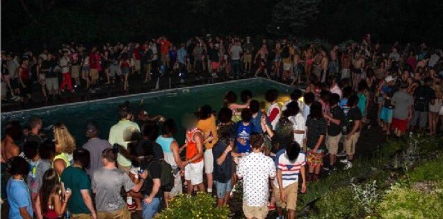 UtahTurnUps's tweet photo. Tomorrow Night!! 🎉HUGE Pool Party🎉 FREE with RT🙌 9-12pm 5080 Cottonwood Lane🏊 https://t.co/brIVVnmrr3