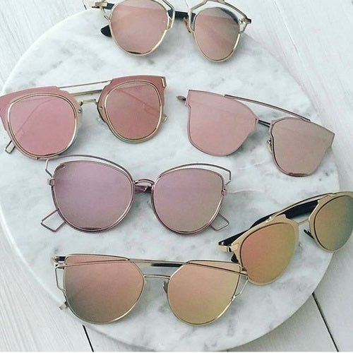 TheANNABABY's tweet photo. Pearl
#twitterpack #pack #aesthetic #moodboard #tumblr #pink #fashion #alcohol #party #beauty https://t.co/tg58fafmTy