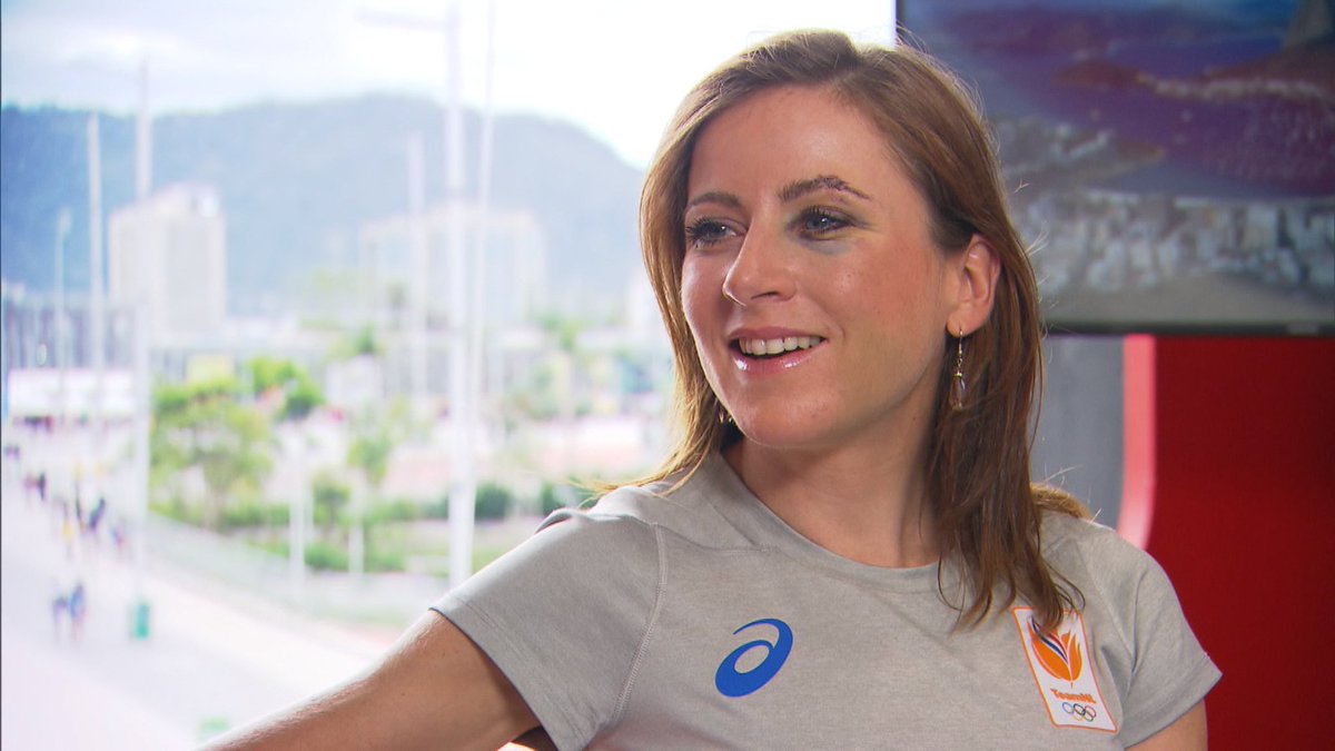 NOSsport's tweet photo. Pijn, verdriet, maar ook besef en trots. Bekijk hier het hele interview met @AvVleuten. https://t.co/UoDIYNA9Ih https://t.co/sIWQiSZrtW