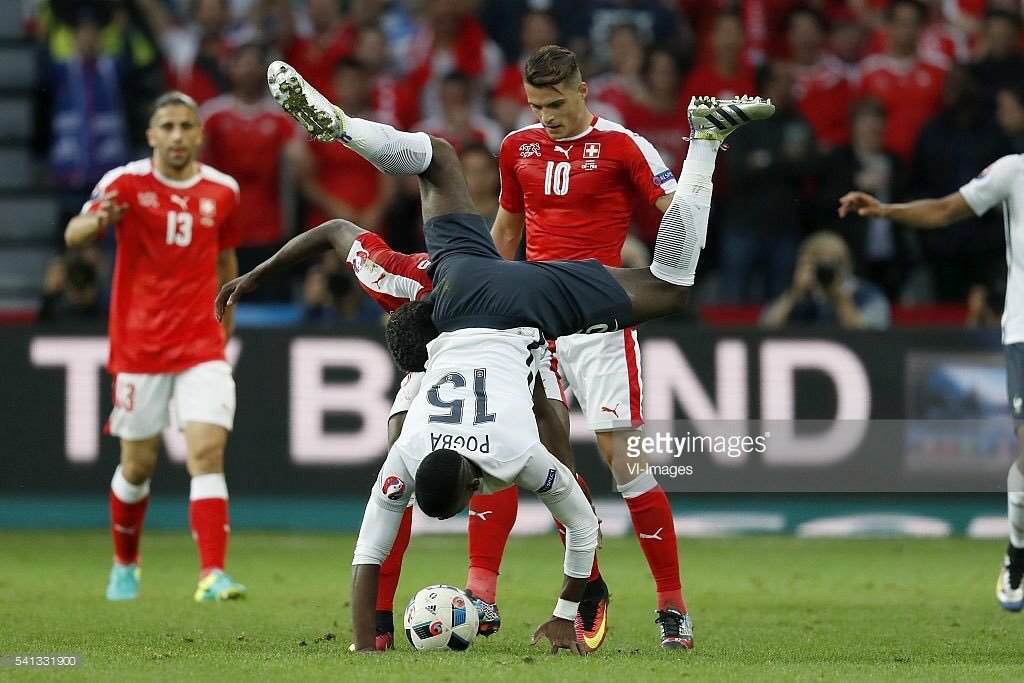 thamer280's tweet photo. @CreativeMartial xhaka vs pogba 😂 https://t.co/n6NVfflMpJ