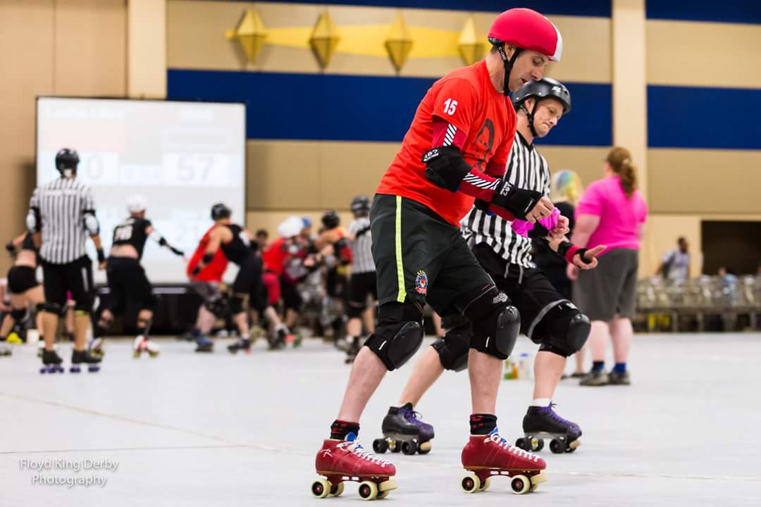 NewWheeledOrder's tweet photo. Amazing photos from #rollercon2016 are now up! First up @mancrollerderby's Peter Parked'her #15 photos by Floyd King https://t.co/qO1jFxzIow