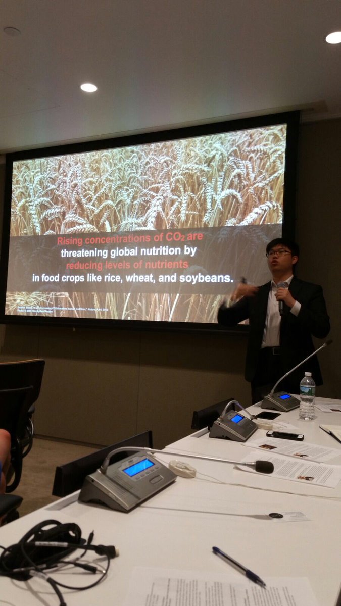 UNWOMEN4Youth's tweet photo. @steveleesj discussing the affects of #climatechange. #GenerationZeroHunger @MKisOK @HungerProject https://t.co/F3lQJh6cje