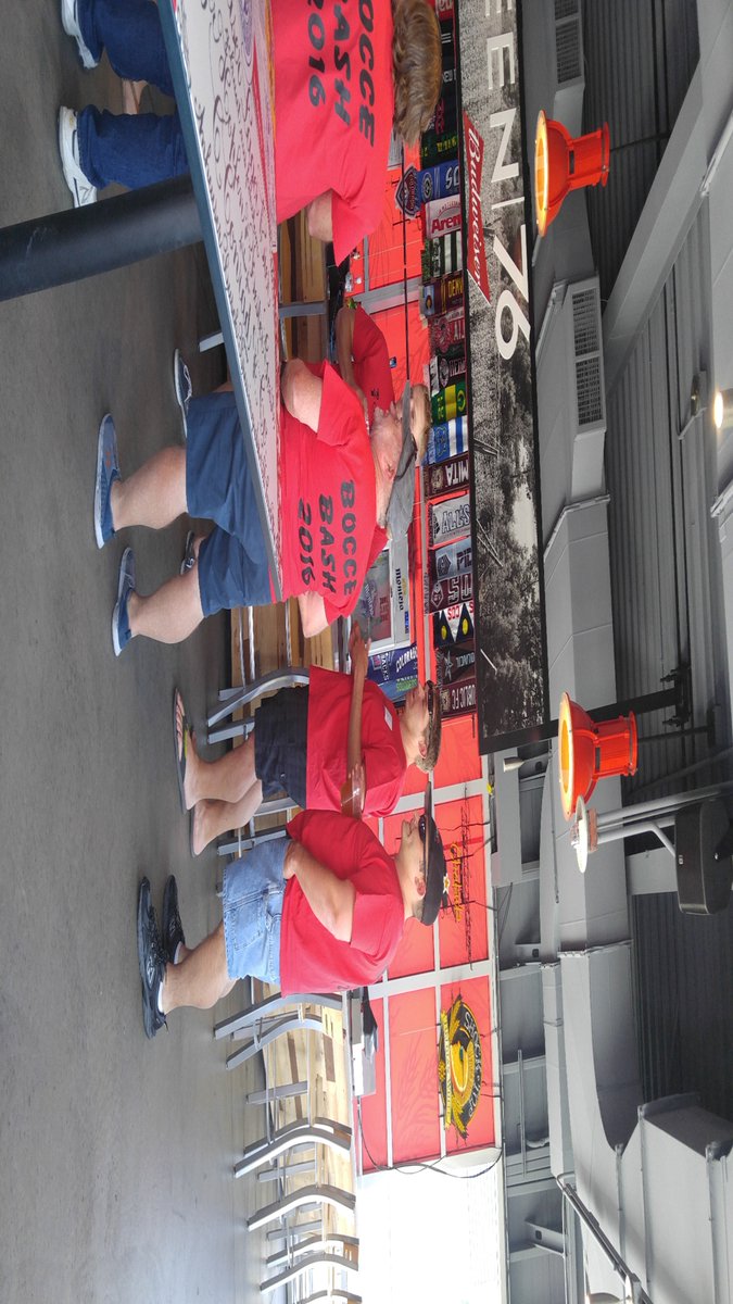 CoreNetGlobalCo's tweet photo. The @i2Construction team is ready this year!  Guys in red shirts! #boccebash2016 https://t.co/ASv8RD59Pn
