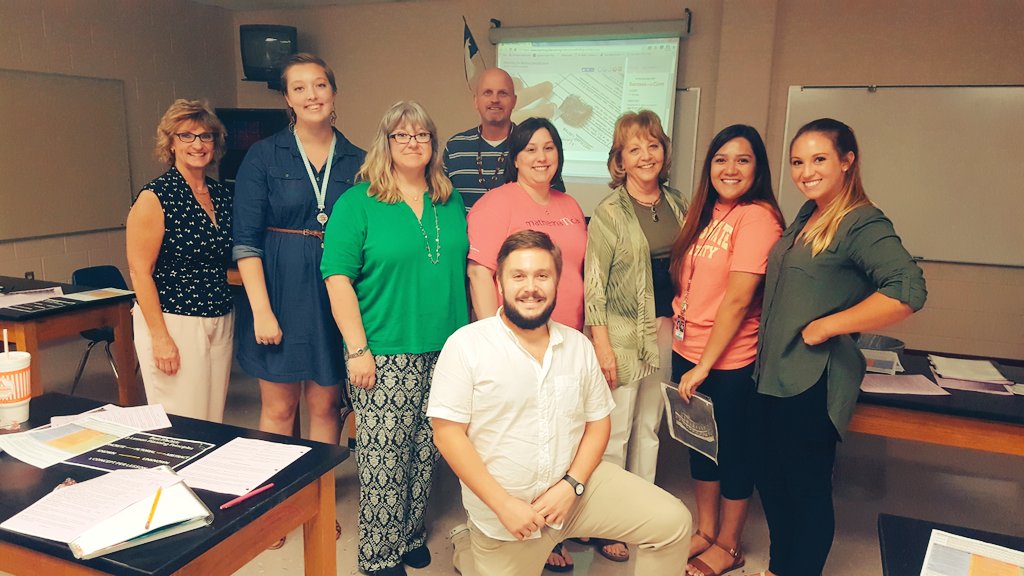 SouthpawEdu's tweet image. The mind cannot forget what the hands have learned @LockhartISD + @txst partnership = #BetterPractice #LJHProud