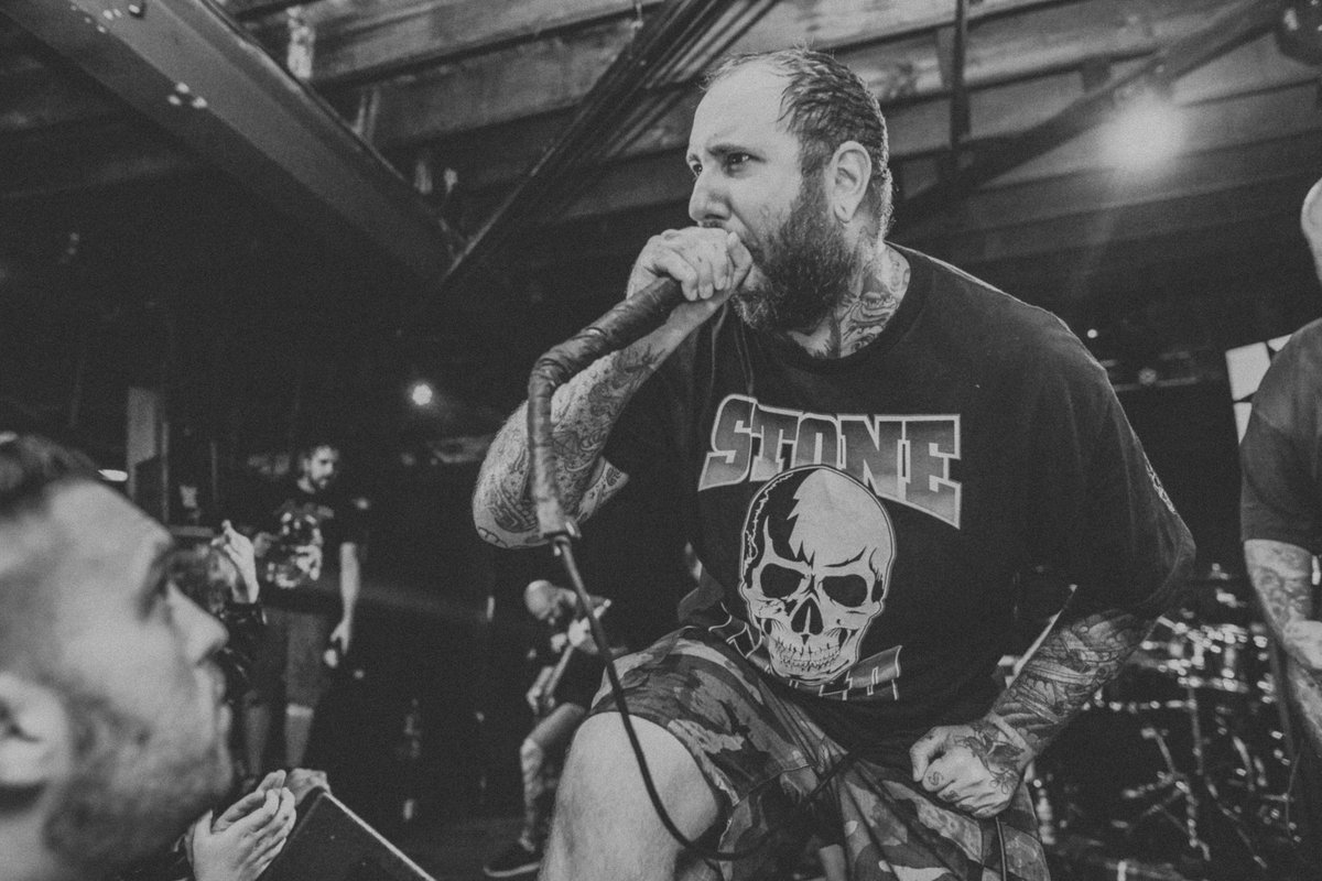 theacaciastrain's tweet image. Long Island, NY last night. We're in Derry, NH tomorrow at The UVH.
📷: @TrevorSweeney