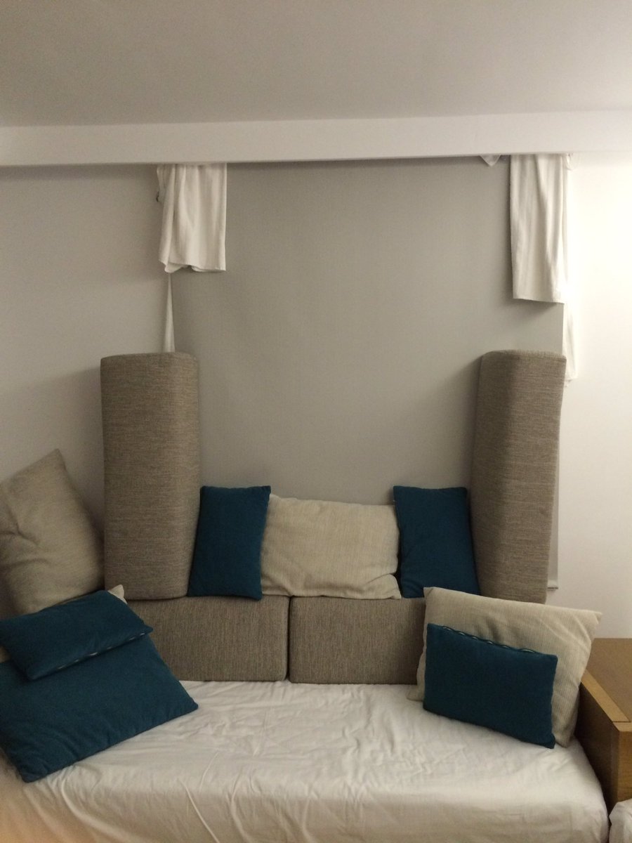 Blindsides1's tweet photo. Wish we'd taken BlindSides on holiday! #sleep #HelpNeedSleep https://t.co/nngJJKH12z