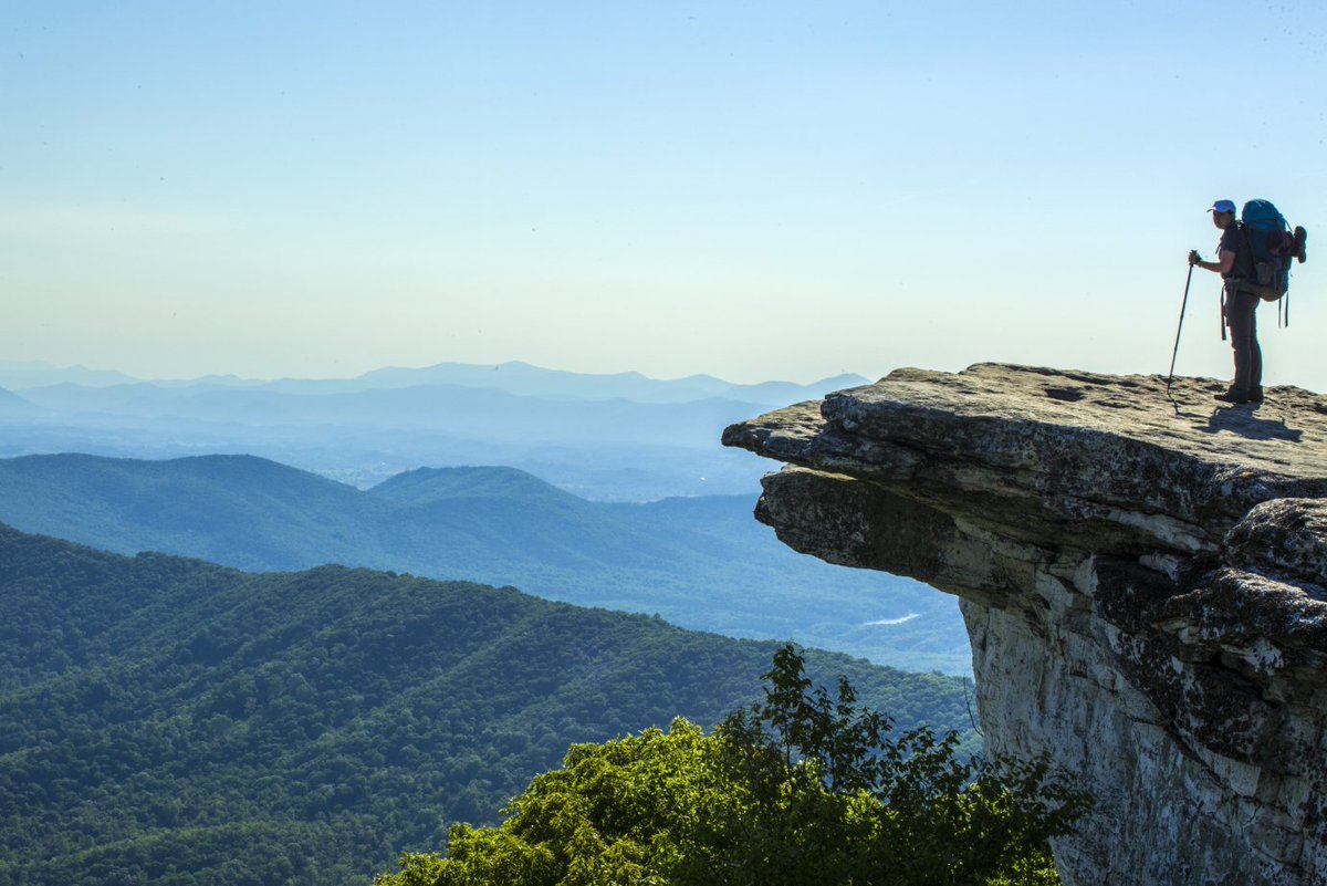 VisitVirginia's tweet photo. Take a day trip or make it a weekend in the mountains @iheartappy https://t.co/36mRHS5Y9b #VAOutdoors #LoveVA https://t.co/qJYnHGMRR2