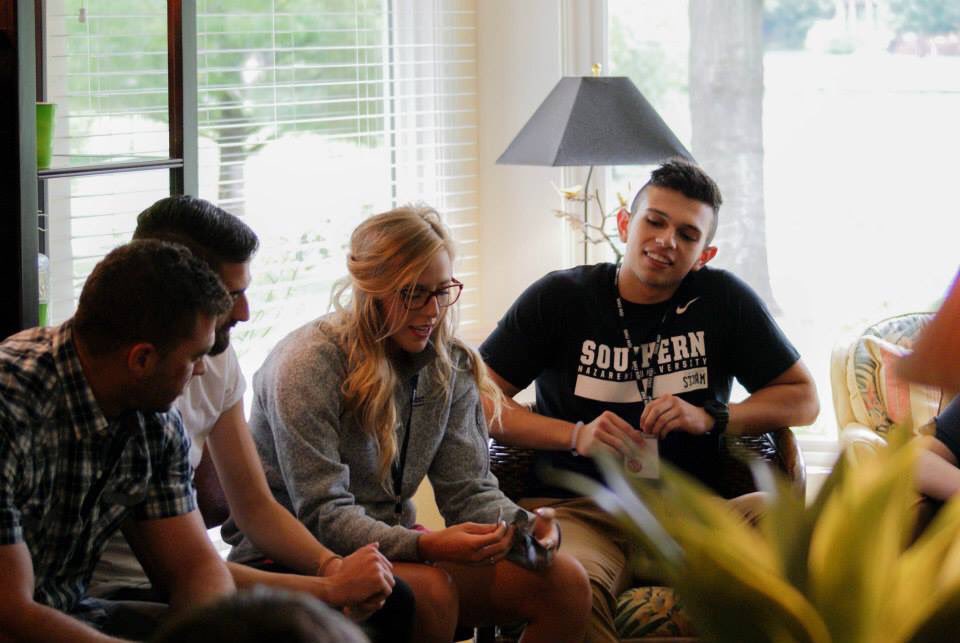 SNUNSI's tweet photo. #TBT
Me Box at the Faculty Home Visit 2015.
Be thinking of what you want to put in your "me box!"
#SNUNSI2016 https://t.co/1s9Otu9vDb