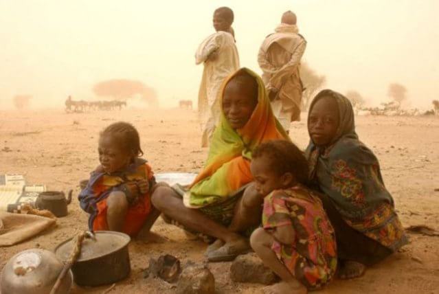 OximityClimate's tweet photo. War on Climate Terror (II): Fleeing Disasters, Escaping Drou... https://t.co/iemSrLfE5T by @ipsnews #climatechange https://t.co/DFsakTkIMd