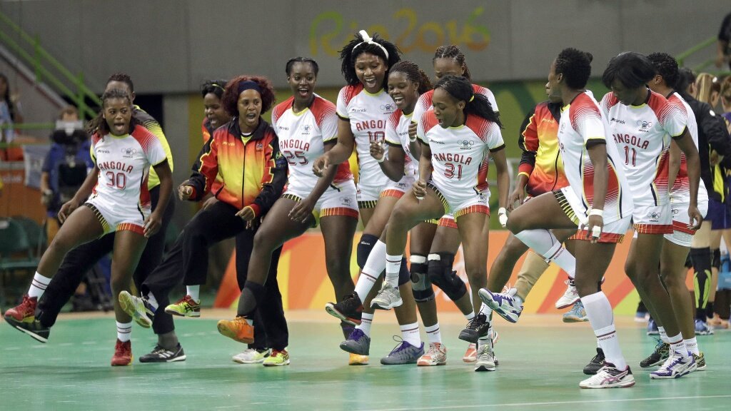 ricoba84's tweet photo. Mama #Africa #angola17 #Rio2016 #jeuxolympiques #bra #2016 https://t.co/6EaZJwiXl6