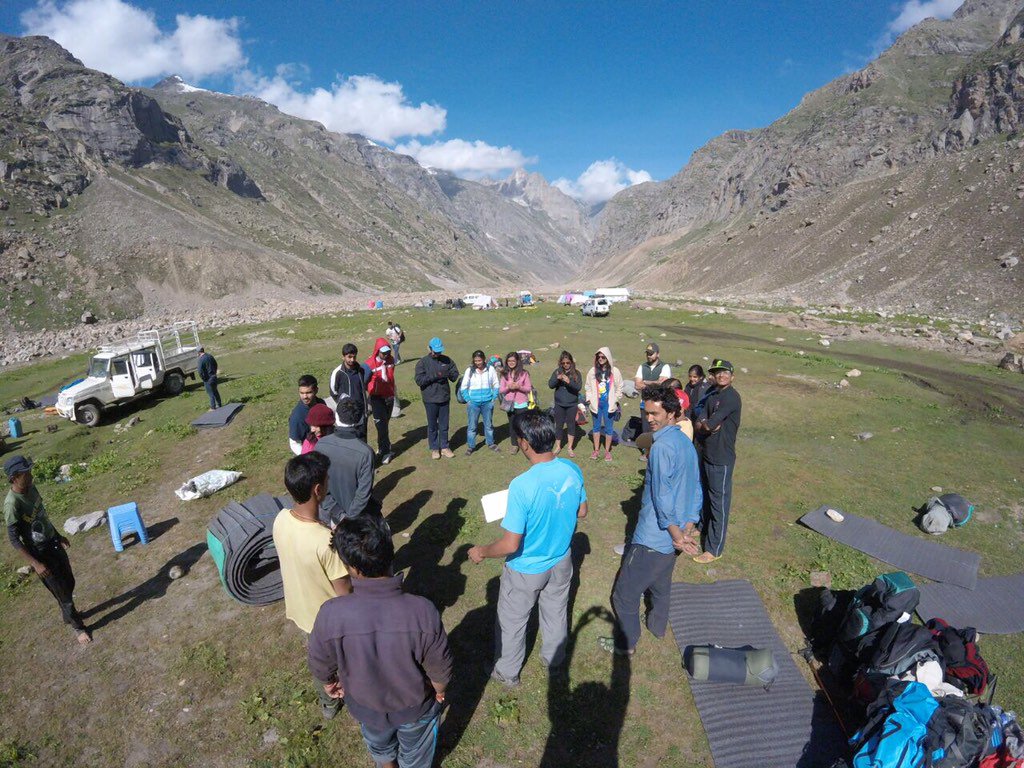 vXplor's tweet photo. #vXplor #hamptaPass #chandrataal #trek on 27'th Aug. Call for details: 9211737371 https://t.co/i0Fo7GRfMC