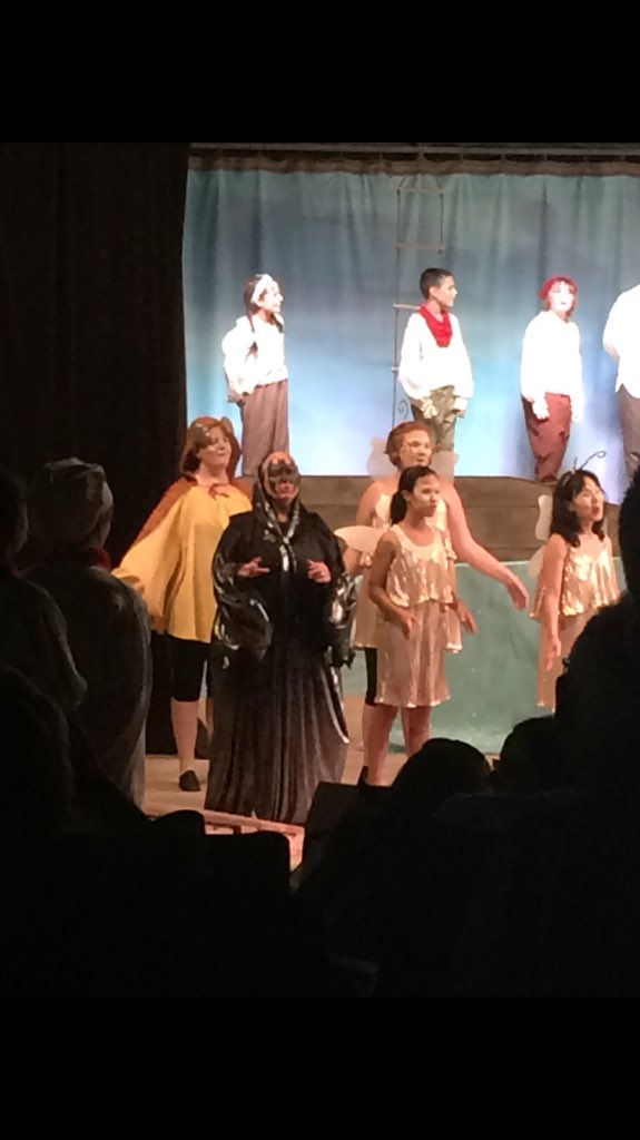 2GoofsInDaBooth's tweet image. When you have Little Mermaid at 8:00 and D&amp;amp;D at 8:30