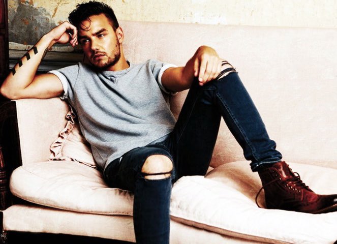 softkisszixm's tweet photo. ShOoK #LiamIsDaddy https://t.co/kAm1k0csde