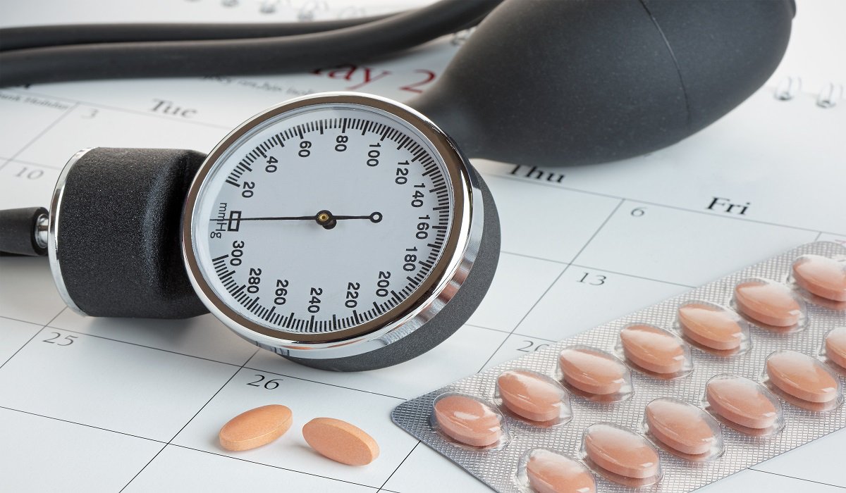 HCPLiveNews's tweet photo. Good news from #ASRS2016! Statins act as a shield against #diabetic macular edema: https://t.co/KxBD8X3bg3 https://t.co/Md1y7yfqbW