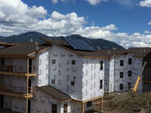 Low-income housing cuts utility bills w/solar thermal and PV <a href="/onsiteenergyinc/">Onsite Energy</a> <a href="/HomewordMT/">Homeword</a> montanarenewables.org/profiles/syste…