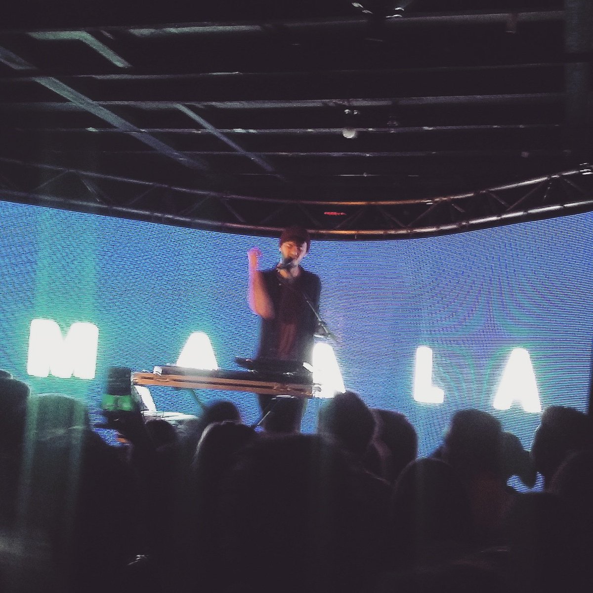 SuchCrowd's tweet image. @MAALAmusic thank you for a rad gig here @SanFranNZ @HazelhurstTess loved it! #suchsprint #worklifebalance