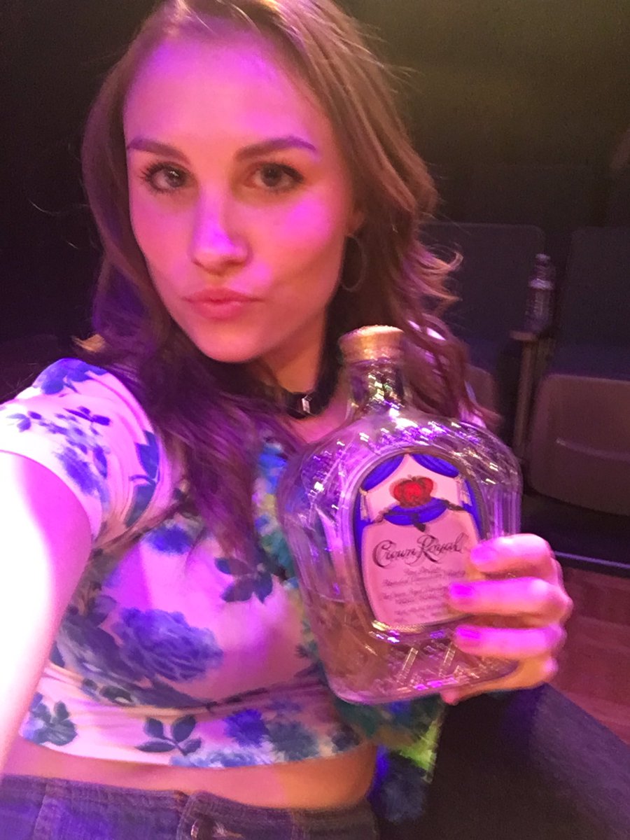 Mid show pics <a href="/BonniesFuture/">BonniesFutureSisters</a> <a href="/smascha/">Sascha Alexander</a> 💃🏻💗