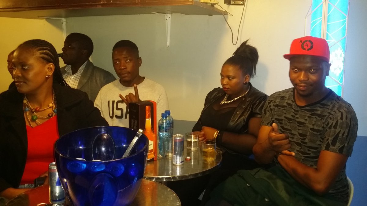 dj_ruu's tweet photo. A nyt with @BusiswaNgoku 
Thank u dear https://t.co/XdrGpVOQHj