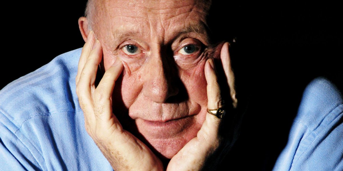 digitalspy's tweet image. One Foot in the Grave star Richard Wilson is recovering from a heart attack
buff.ly/2aKKAJR