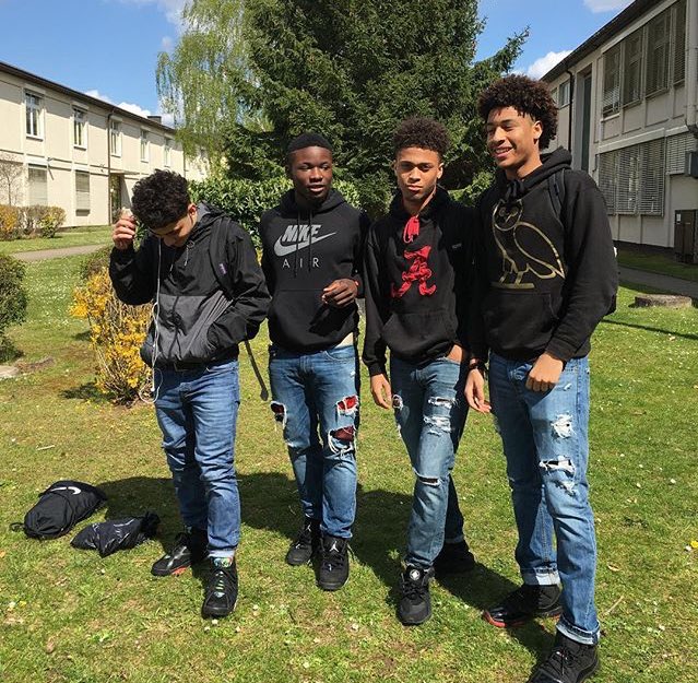 HlGHKCYPAPI's tweet image. My boyyss 🍫🍪🍩