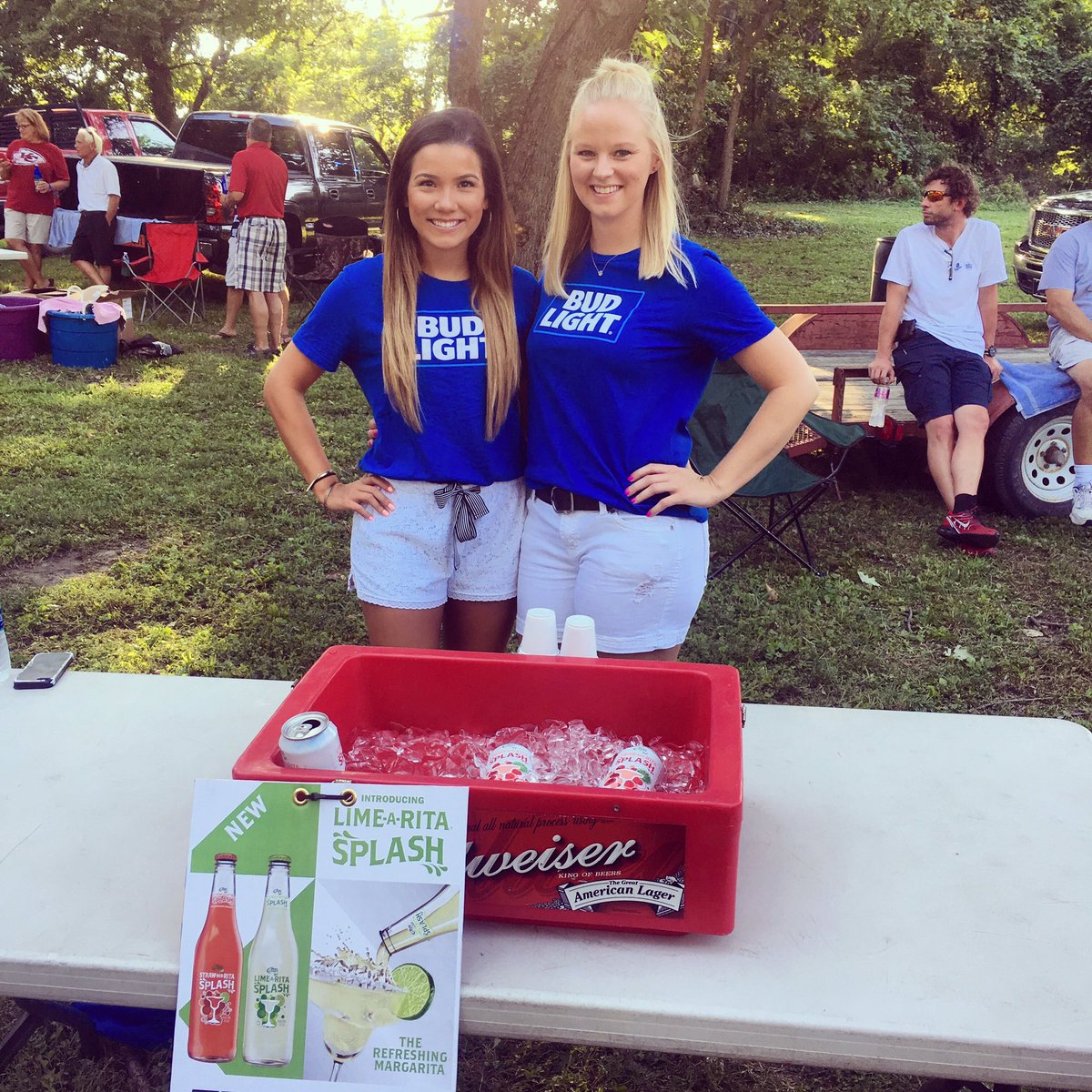 Come join us for the LAST Parties on the Parkway of the summer! We're at Corby Pond rockin to <a href="/mfnliveshows/">Money For Nothin </a>