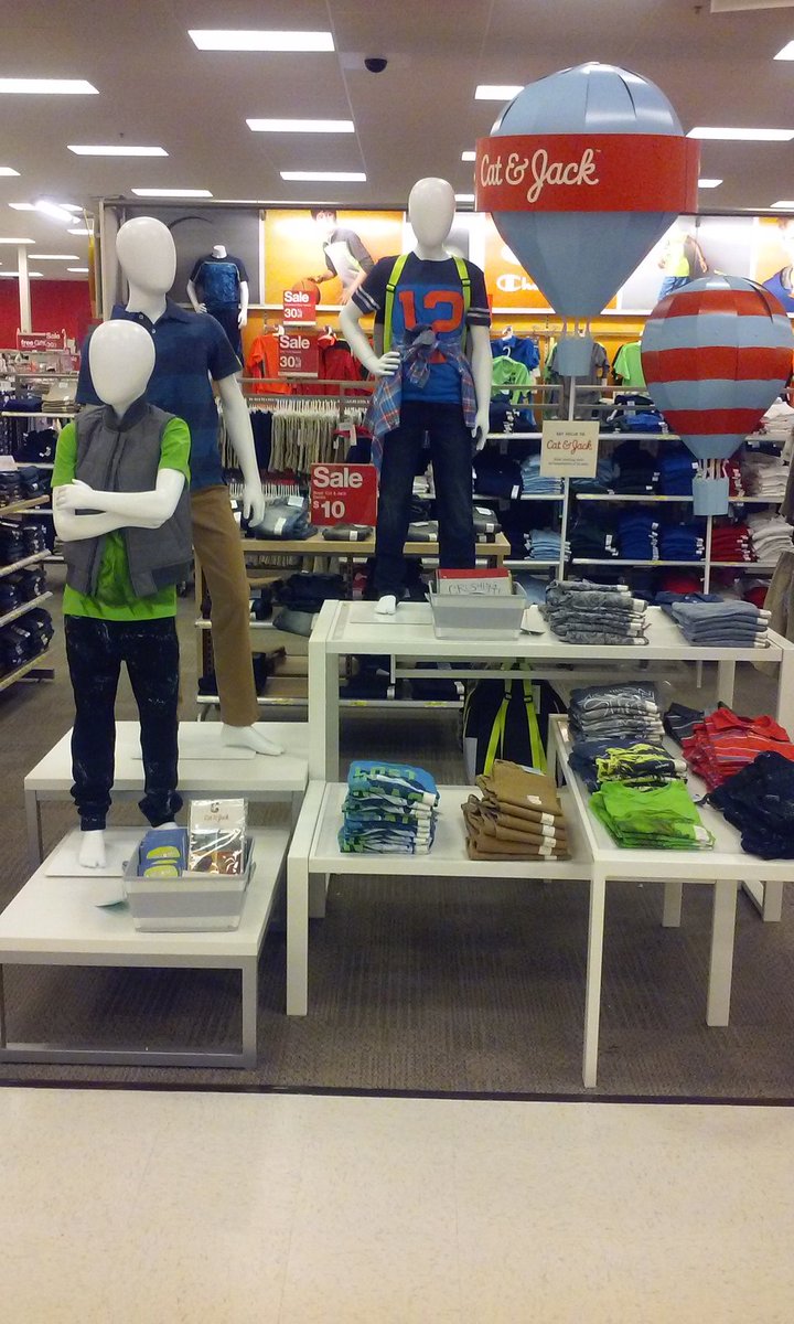 Boys girls and infants are looking great and eye catching for the guests!!!
#VMTLWORK