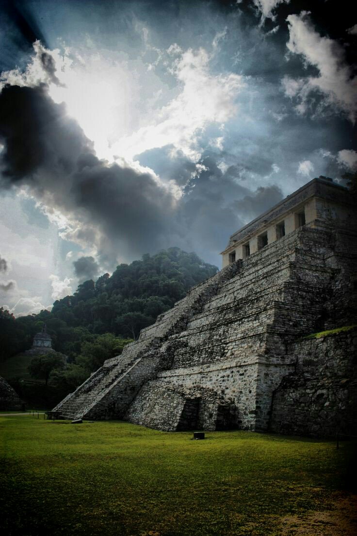 arasaucedo24's tweet image. ~Who believes, creates; who creates, does; who does, converts self and the society where lives.~
◈🔹 Mayan proverb 🔹◈