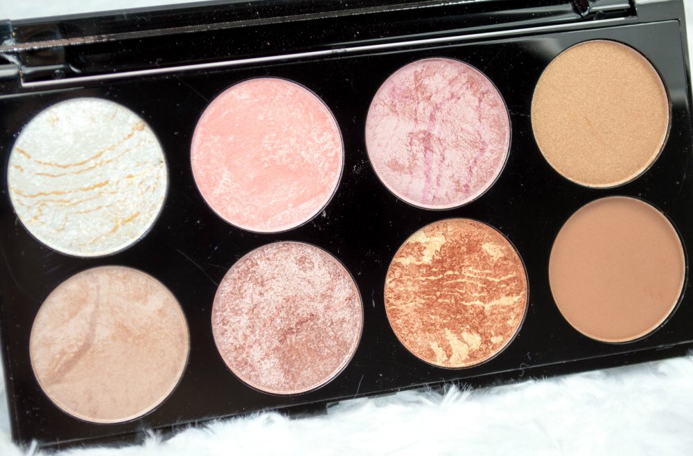 makeupg0a1ss's tweet photo. revolution makeup palettes 😻😻 https://t.co/RIFTJlQa9e