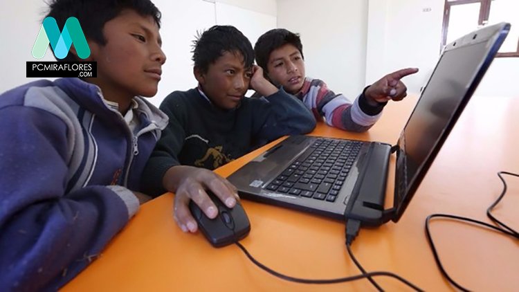 PCMiraflores's tweet photo. #tecnologia #FelizJueves  https://t.co/489VjDcxfV  ¿Es la computadora una herramienta o una distracción? https://t.co/6CTP3jkxCm