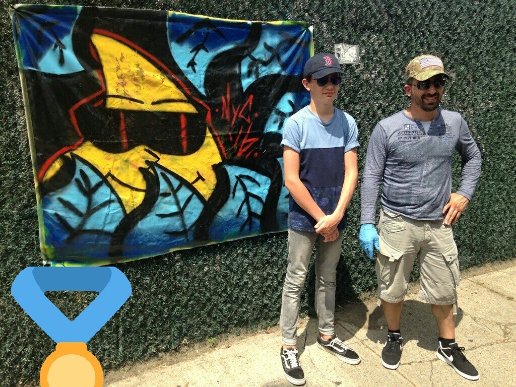 grafftours's tweet photo. The electric leaf 

Two Frenchman come to bushwick 

#streetartnyc #graffitiny #nygraffiti #goodvibes #bkcollective https://t.co/QnVLaPIwcw