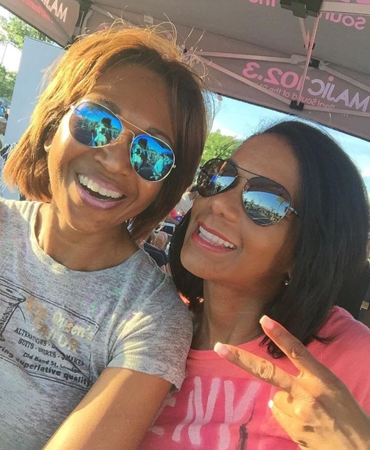 mvroyalxtreme's tweet photo. Supporting my colleagues Wind Down Thursday in Largo, MD #MAJIC102.3FM #michelwright https://t.co/qZaSZSuNbl