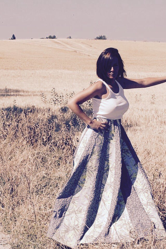 Filomena_Cooper's tweet photo. Diseños que te alegran el corazón #moda #outfit #felizviernes #BlogsModa #Slowfashion #fashion #style #mujer #ropa https://t.co/jU71XQ6upr