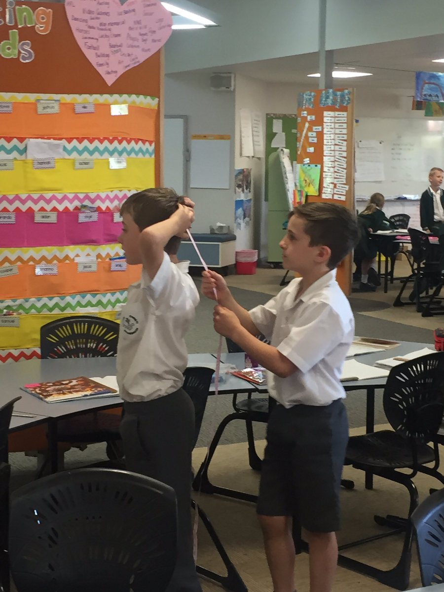 cccyear3's tweet photo. I knitted a scarf that was three times long as half my height. How long was my scarf? #corpuscranebrook https://t.co/Nt5qlo5ac2