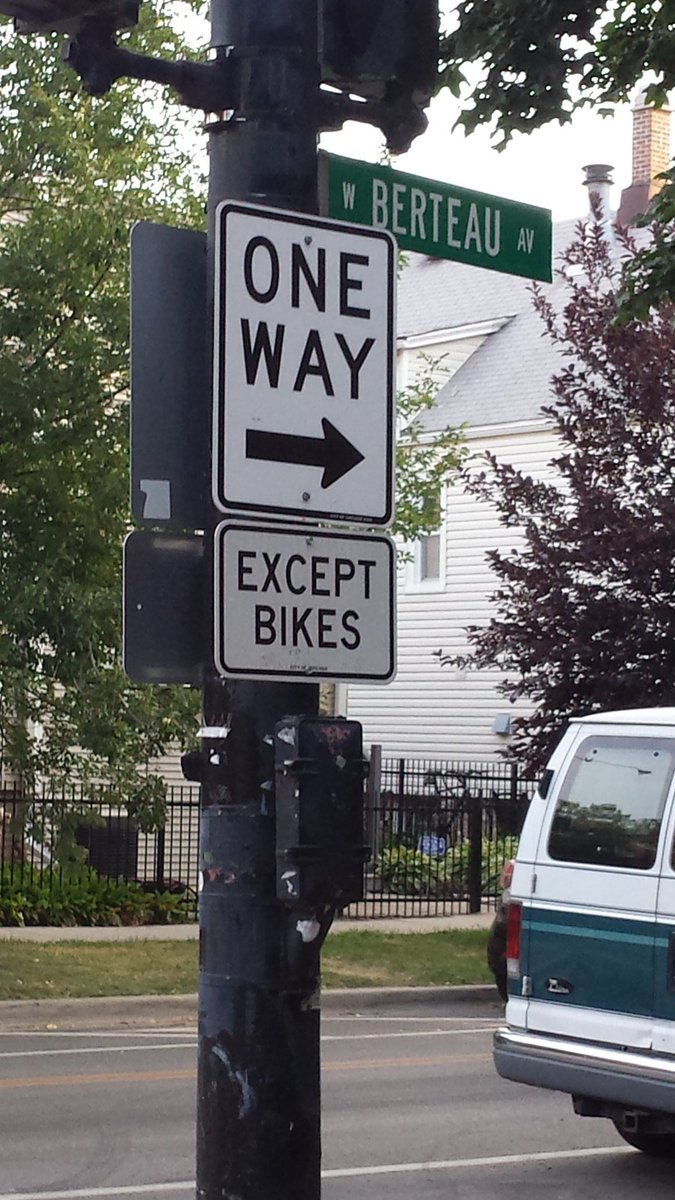 jar_water_bike's tweet photo. When I 1st saw this sign it made me smile #rnsactivetrans #RNS20 #reflector_detector https://t.co/GzeuuyNAZy