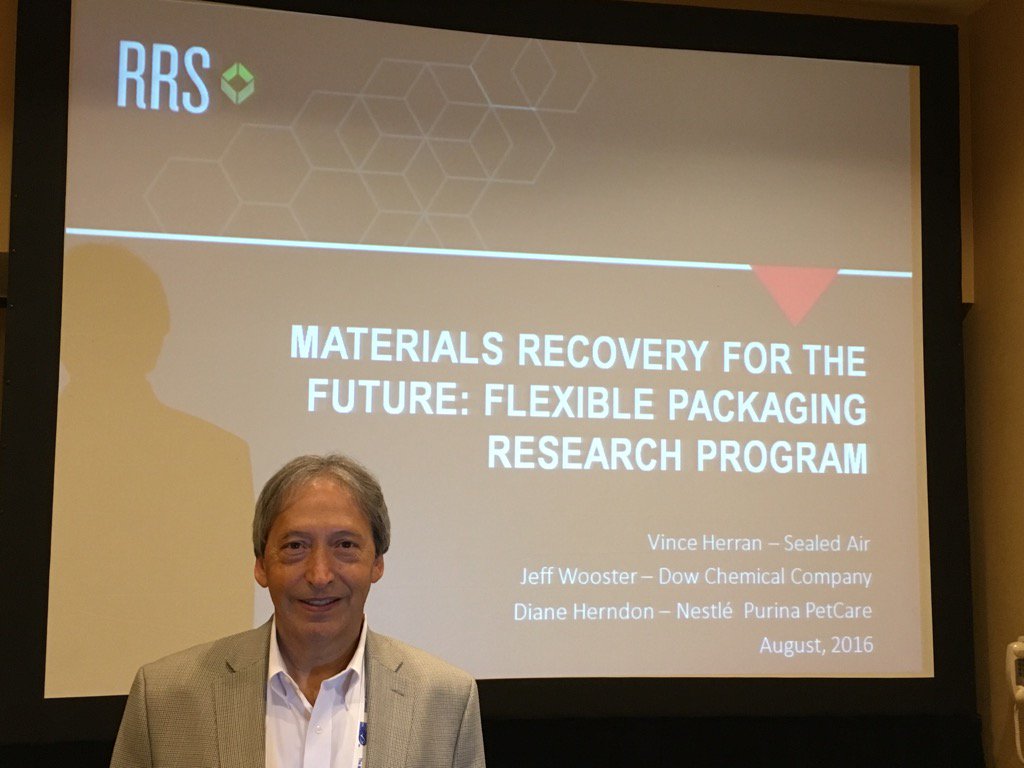 vherran's tweet photo. Materials Recovery of the Future. #FMIGMASummit @JeffWoosterRS https://t.co/6QBjSpx3jU
