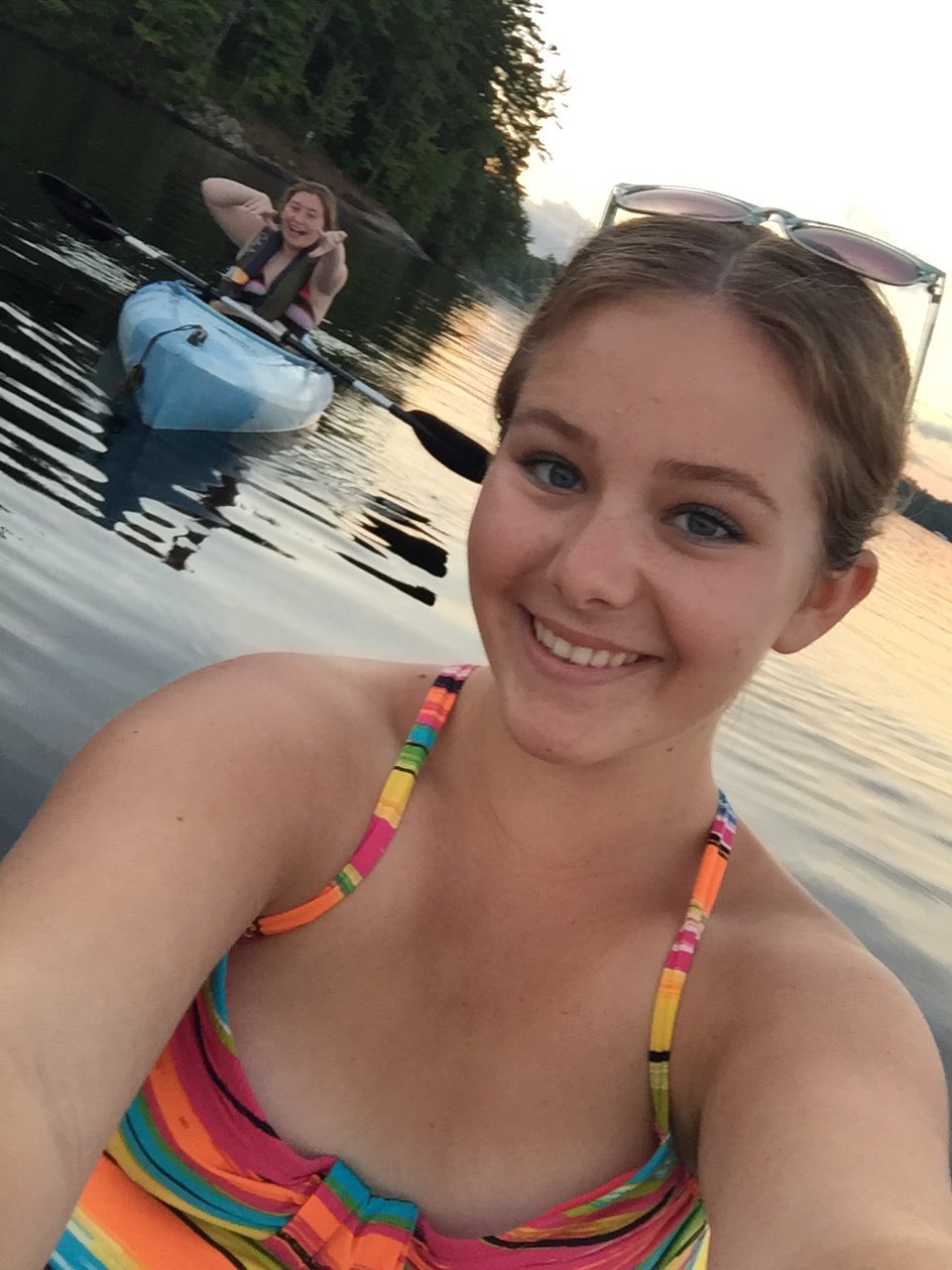 Ada-Nicole Sanger on X: We took so many pics in a row we actually got a  candid selfie @ryliesmith4 t.coEz0cwROsi7  X